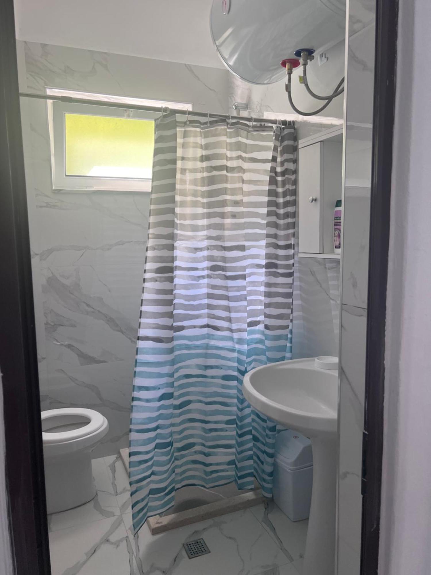 Mabel Rooms Дуррес Экстерьер фото